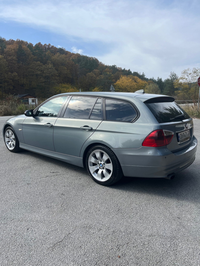 BMW 320 Touring, снимка 5 - Автомобили и джипове - 46262929