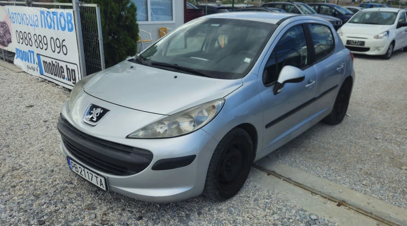 Peugeot 207 1.4бензин Обслужен всичко платено , снимка 1 - Автомобили и джипове - 47453481