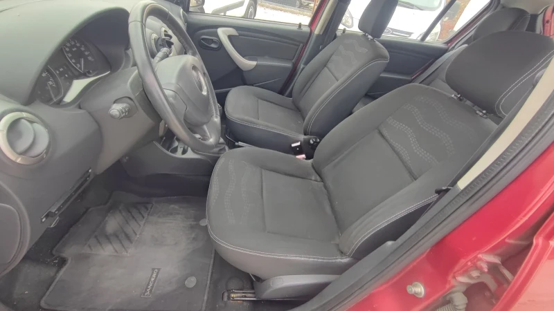 Dacia Sandero 1.6 STEPWAY 94000км, снимка 8 - Автомобили и джипове - 47953179