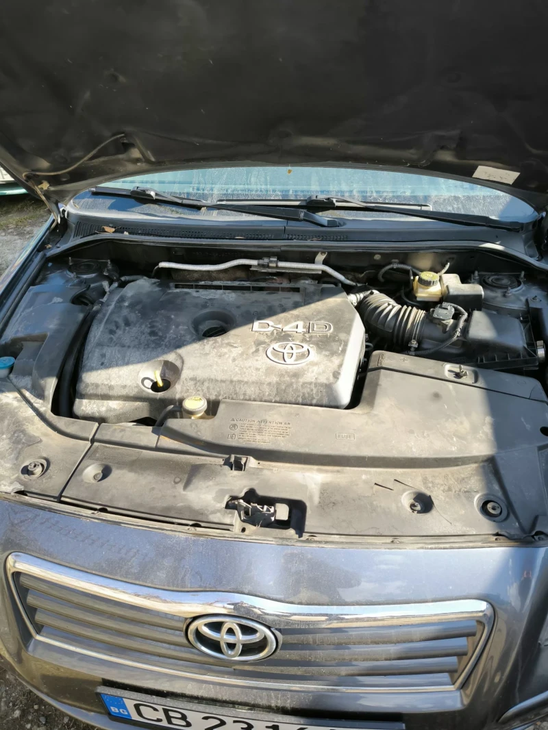 Toyota Avensis, снимка 12 - Автомобили и джипове - 48928299