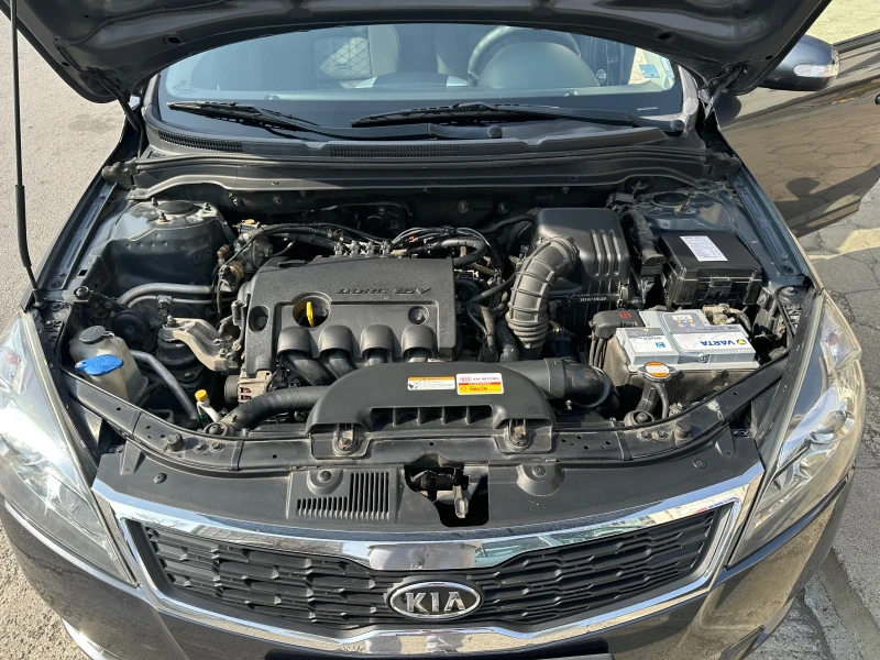 Kia Ceed 1.4 90к.с, снимка 11 - Автомобили и джипове - 49157800