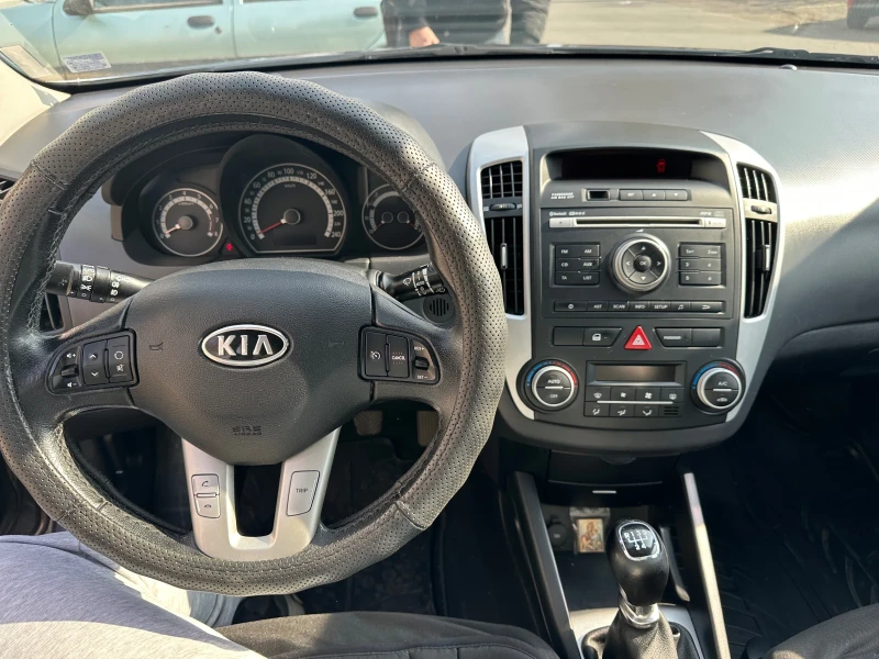 Kia Ceed 1.4 90к.с, снимка 7 - Автомобили и джипове - 49157800