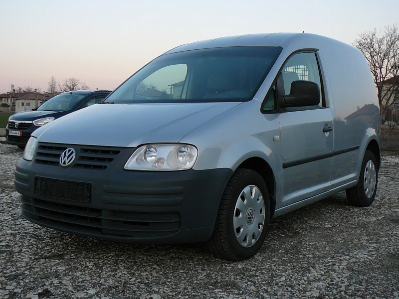 VW Caddy 1.9 tdi клима, снимка 2 - Автомобили и джипове - 49249034