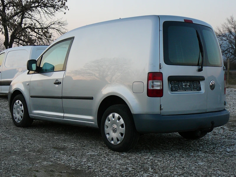 VW Caddy 1.9 tdi клима, снимка 6 - Автомобили и джипове - 49249034