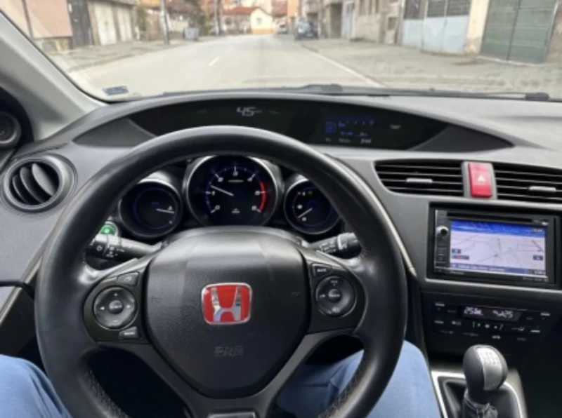 Honda Civic 2.2 dtec, снимка 4 - Автомобили и джипове - 52267070