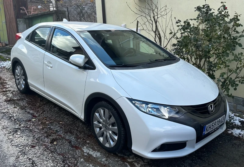 Honda Civic 2.2 dtec, снимка 2 - Автомобили и джипове - 52267070