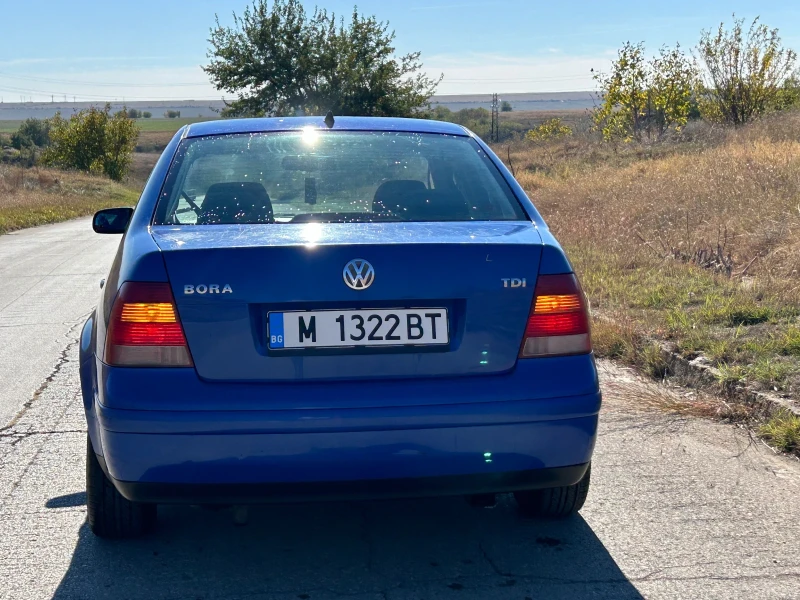 VW Bora, снимка 5 - Автомобили и джипове - 51293280
