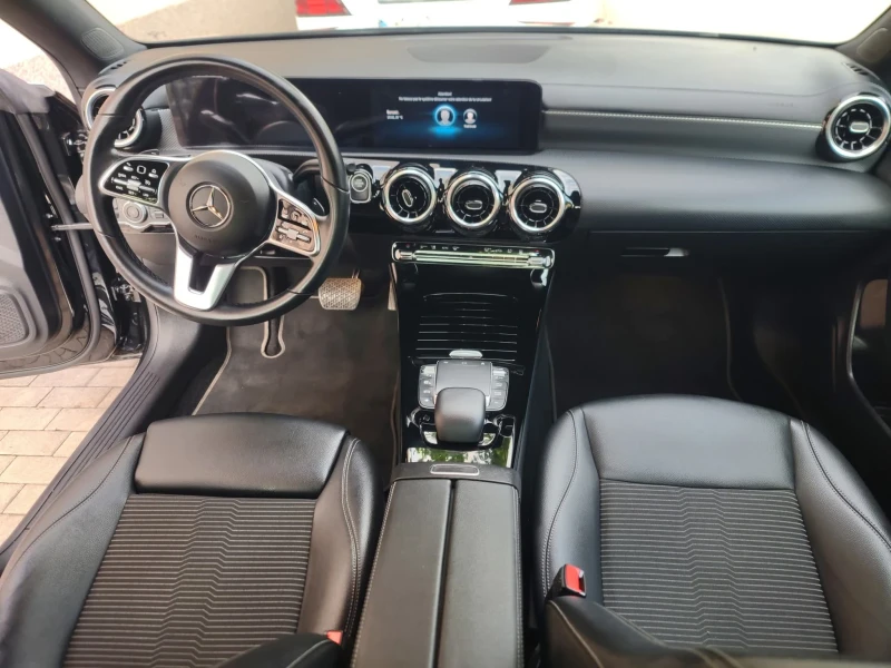 Mercedes-Benz CLA 250, снимка 17 - Автомобили и джипове - 52321651