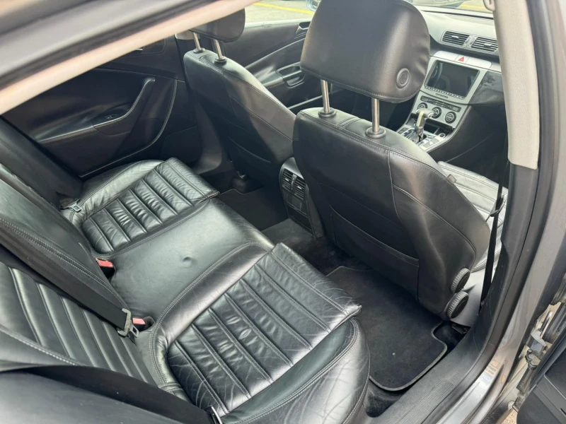 VW Passat, снимка 7 - Автомобили и джипове - 52414806