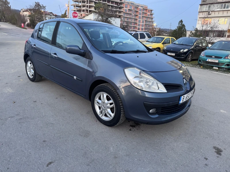 Renault Clio 1.2 Бензин, снимка 11 - Автомобили и джипове - 52665946