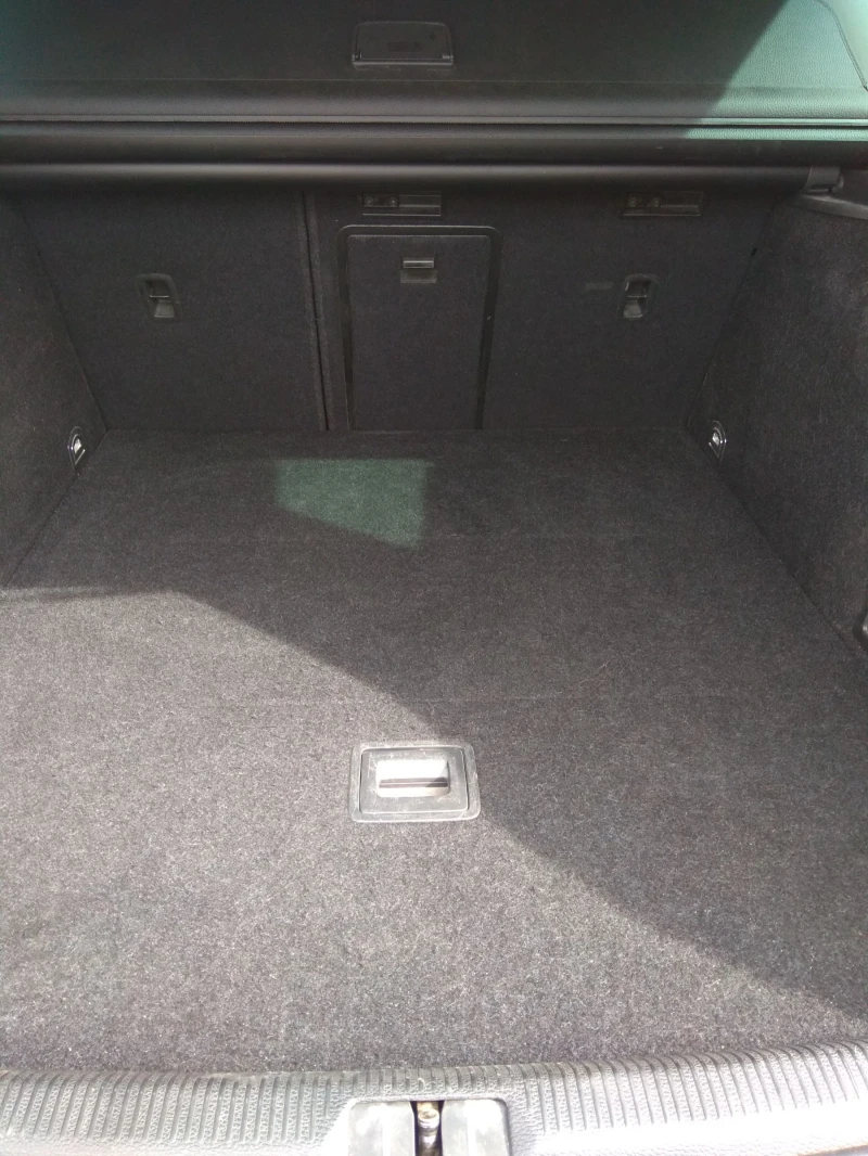 VW Passat VARIANT COMFORTlINE 1, 4 TSI МЕТАН - БЕНЗИН , снимка 15 - Автомобили и джипове - 53283696