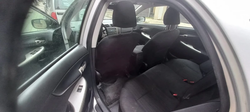 Toyota Corolla, снимка 8 - Автомобили и джипове - 53414705