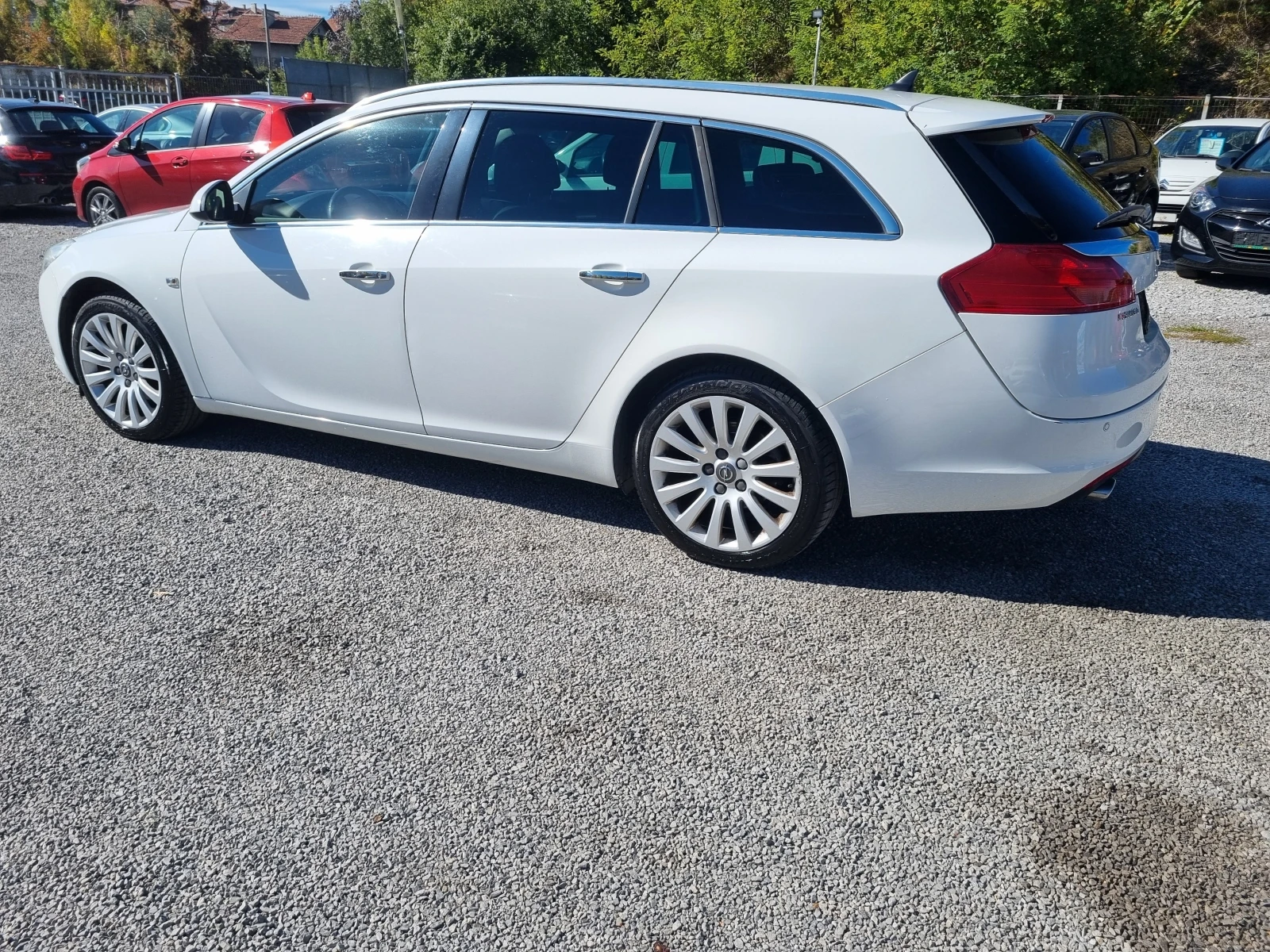 Opel Insignia 2.0-dci - изображение 3