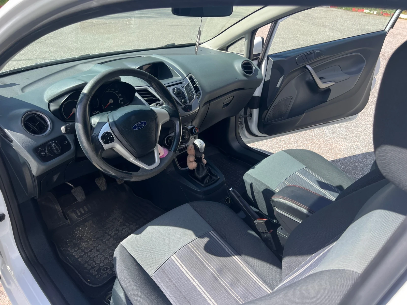 Ford Fiesta 1.6 cdti - изображение 6