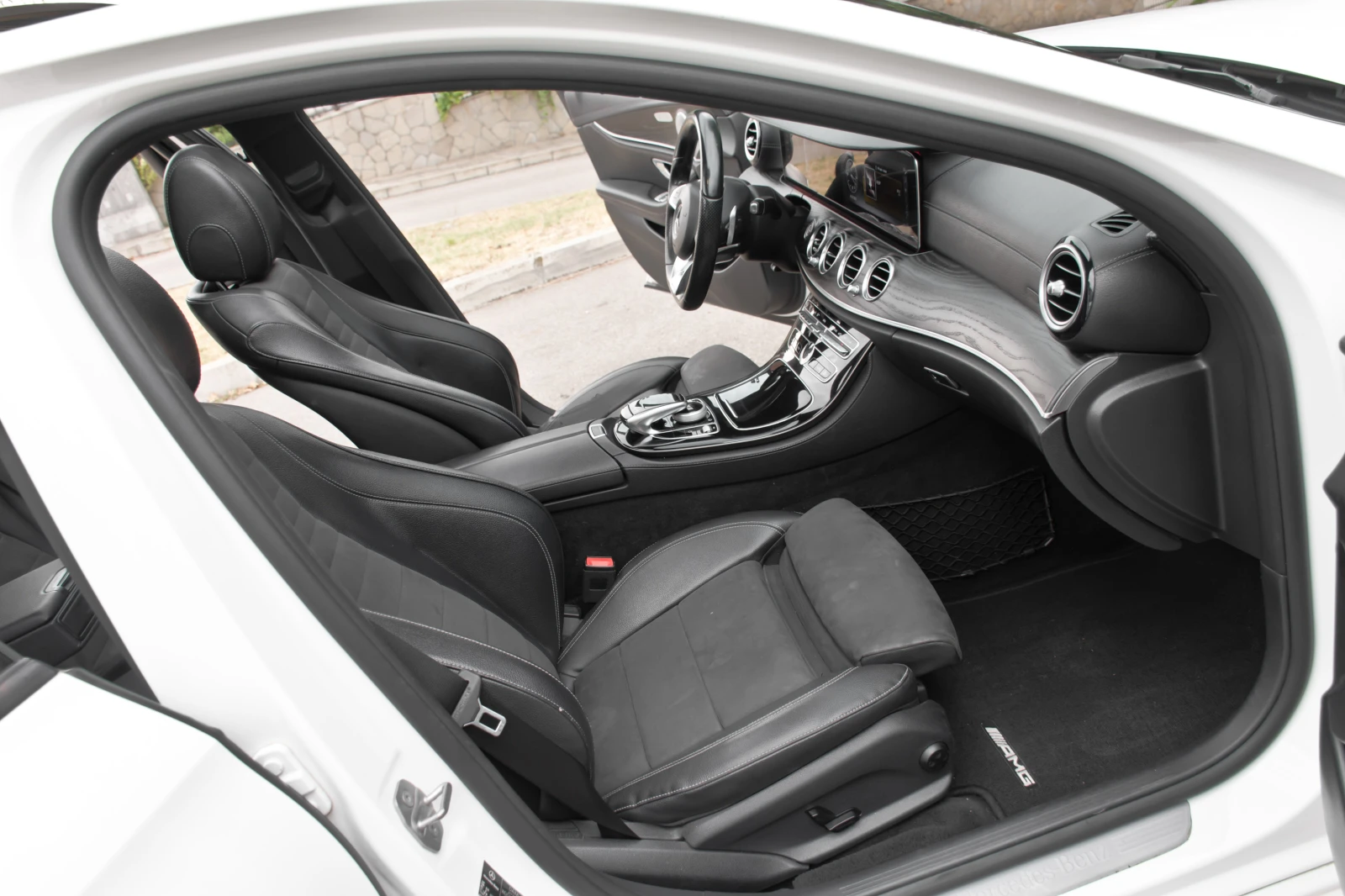 Mercedes-Benz E 220 BRABUS  | Mobile.bg   11