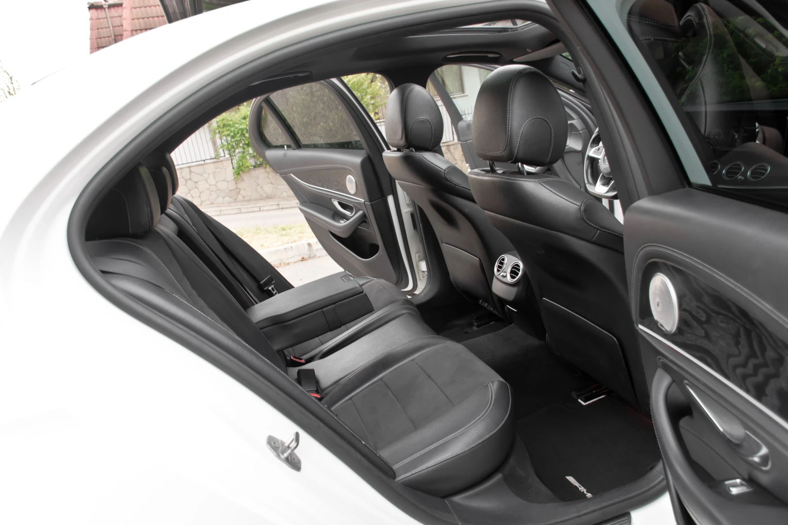 Mercedes-Benz E 220 BRABUS  | Mobile.bg   12