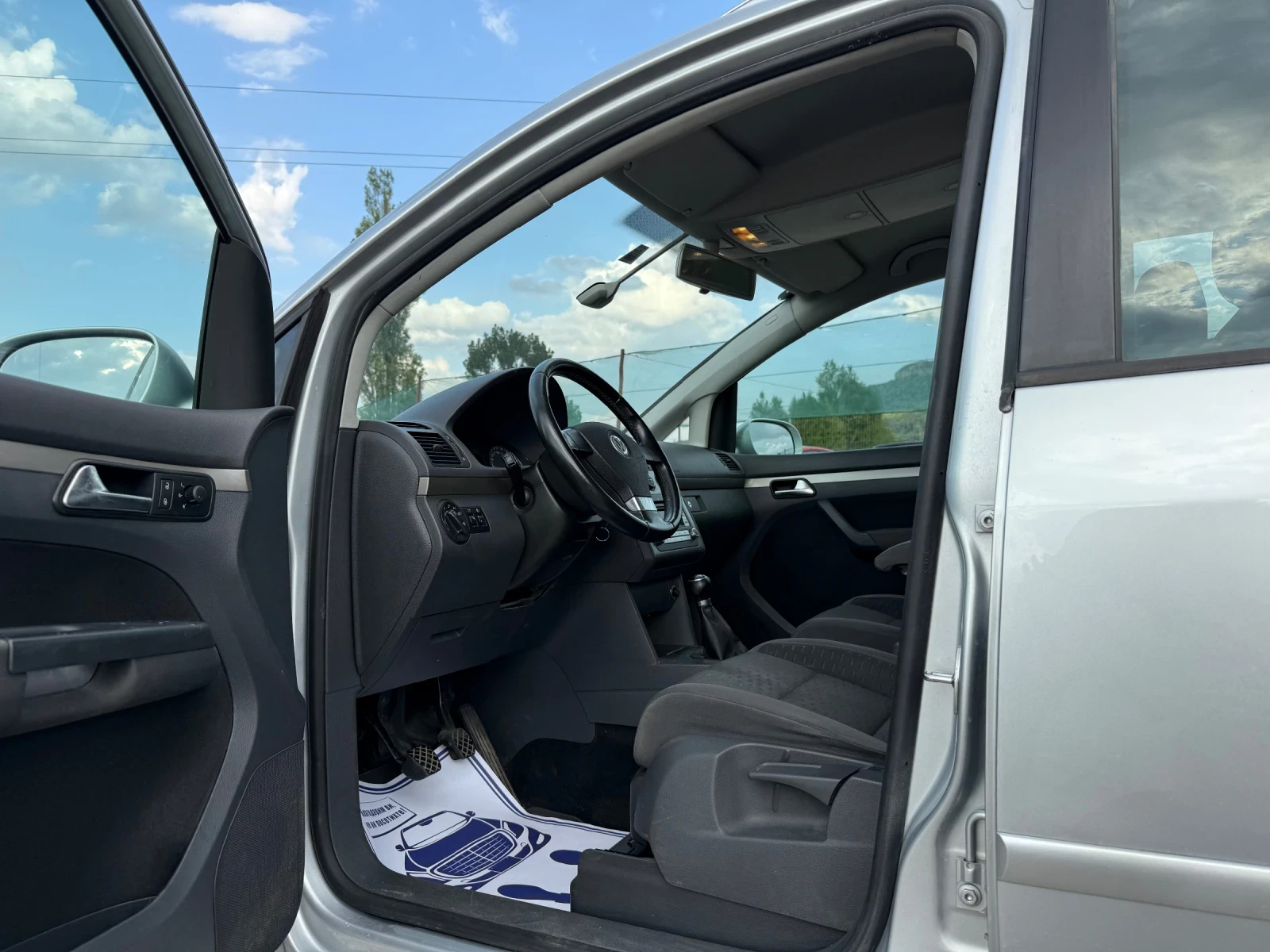 VW Touran 1.9TDI-105PS-КЛИМАТРОНИК - изображение 9