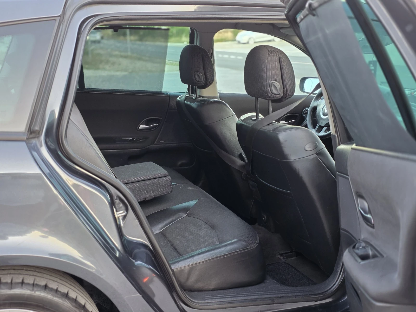 Renault Laguna 2.0i ГАЗ НОВА 130 k.c.  - изображение 9