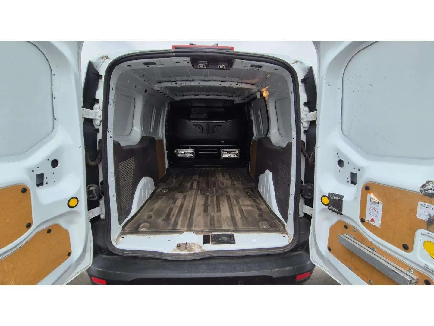 Ford Connect 1.5 Diesel | Mobile.bg — изображение 11