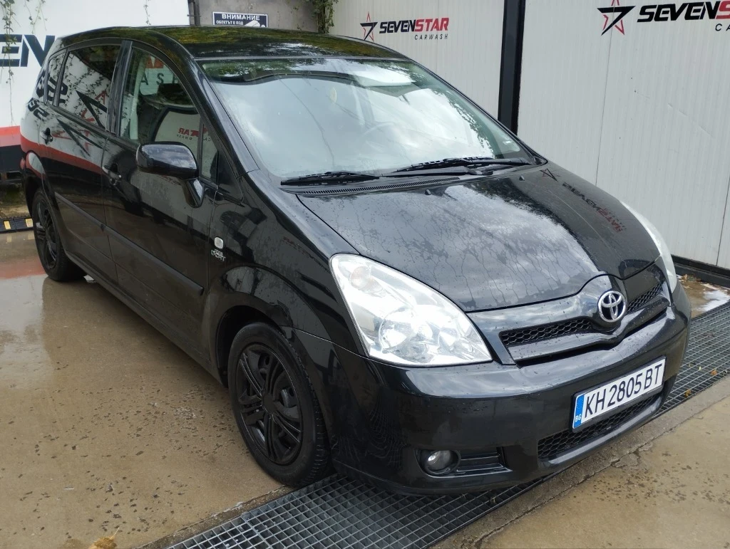 Toyota Corolla verso 7места - изображение 3