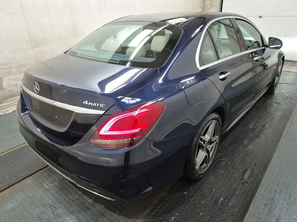 Mercedes-Benz C 300 * CARFAX * ЦЕНА ДО БГ - изображение 4