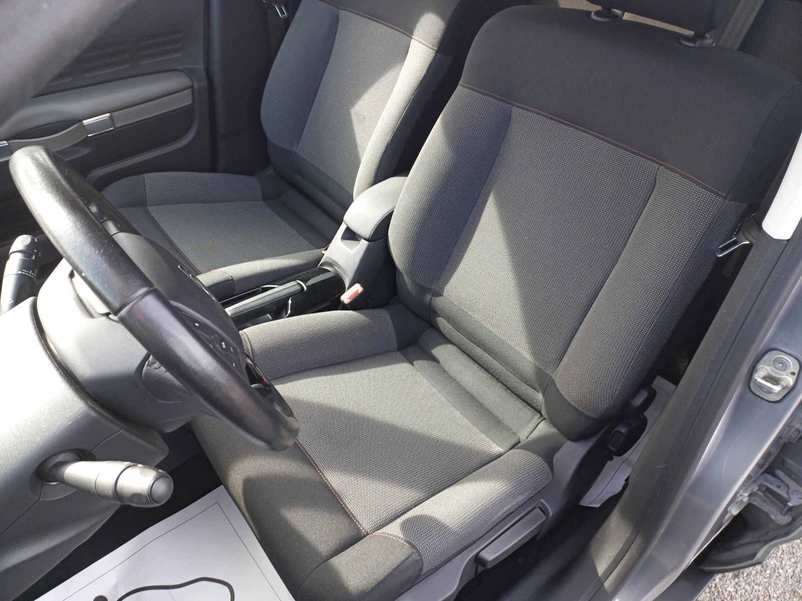 Citroen C4 Cactus * 1.2T * PureTech * Automat * 65000km * Shine | Mobile.bg � ����������� 9