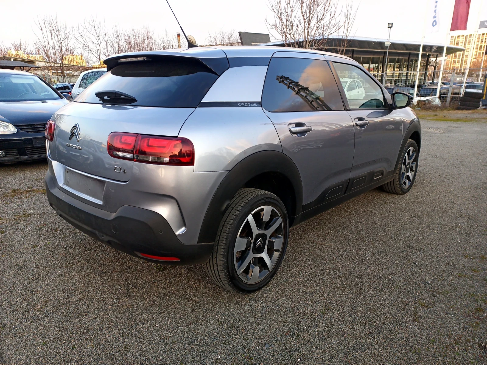 Citroen C4 Cactus * 1.2T * PureTech * Automat * 65000km * Shine, снимка 4 - Автомобили и джипове - 53681864