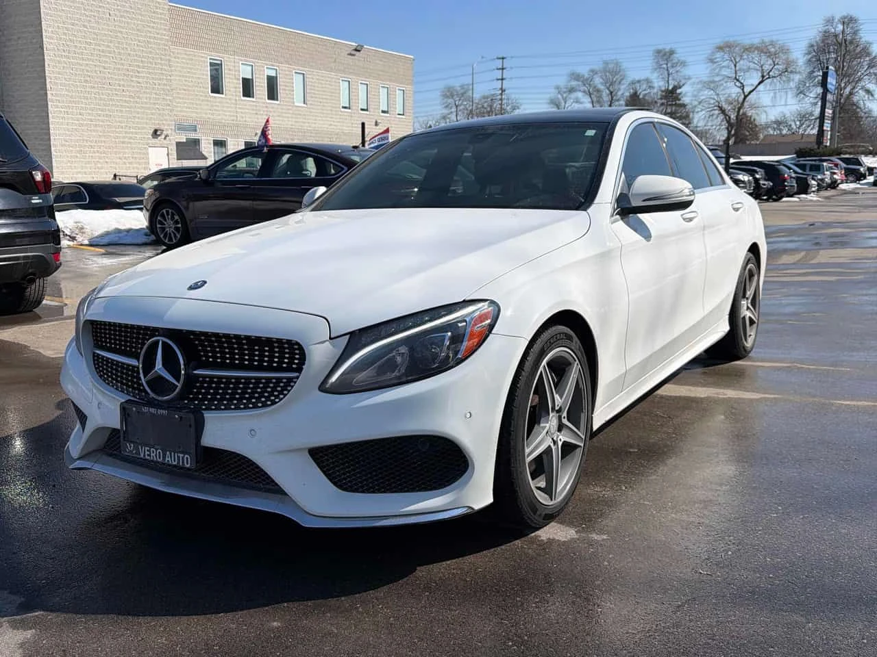 Mercedes-Benz C 300 * CARFAX * ЦЕНА ДО БГ, снимка 15 - Автомобили и джипове - 53712244