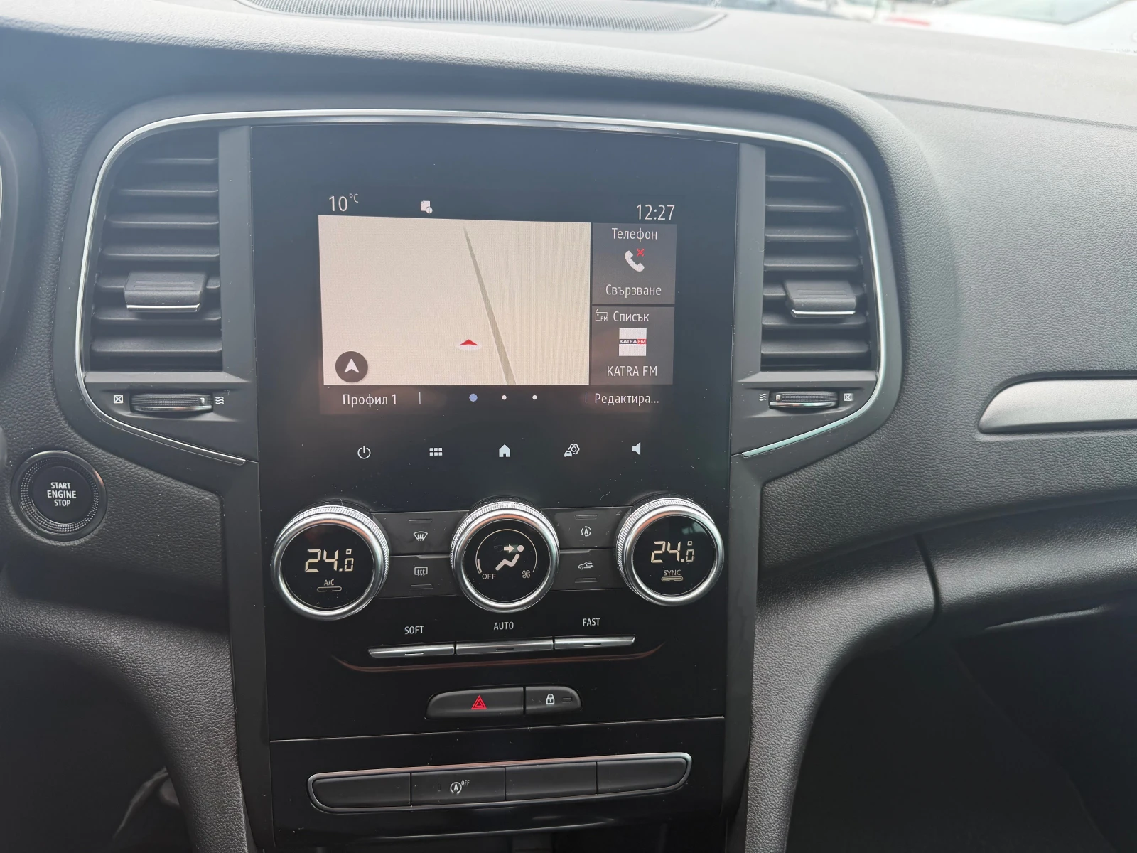 Renault Megane 1.5 DCI(КАТО НОВ), снимка 15 - Автомобили и джипове - 54054669