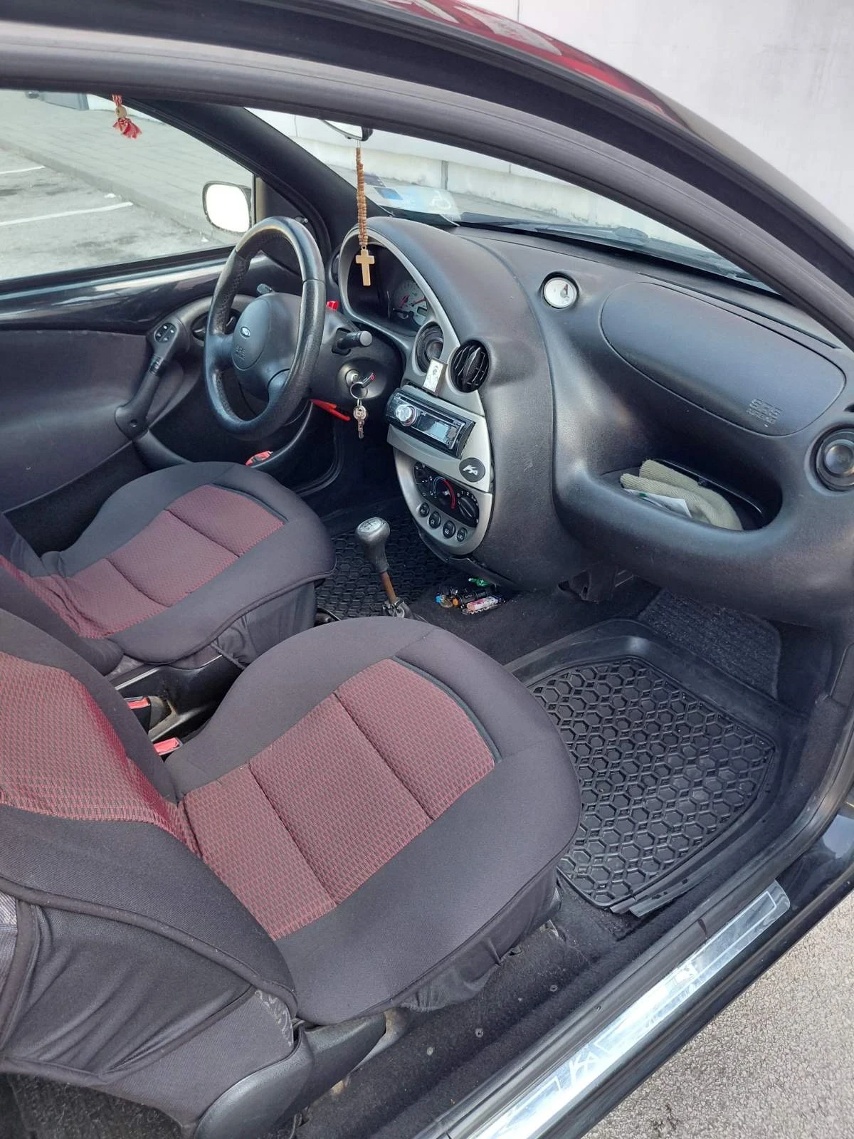 Ford Ka 1.3, снимка 5 - Автомобили и джипове - 54114089