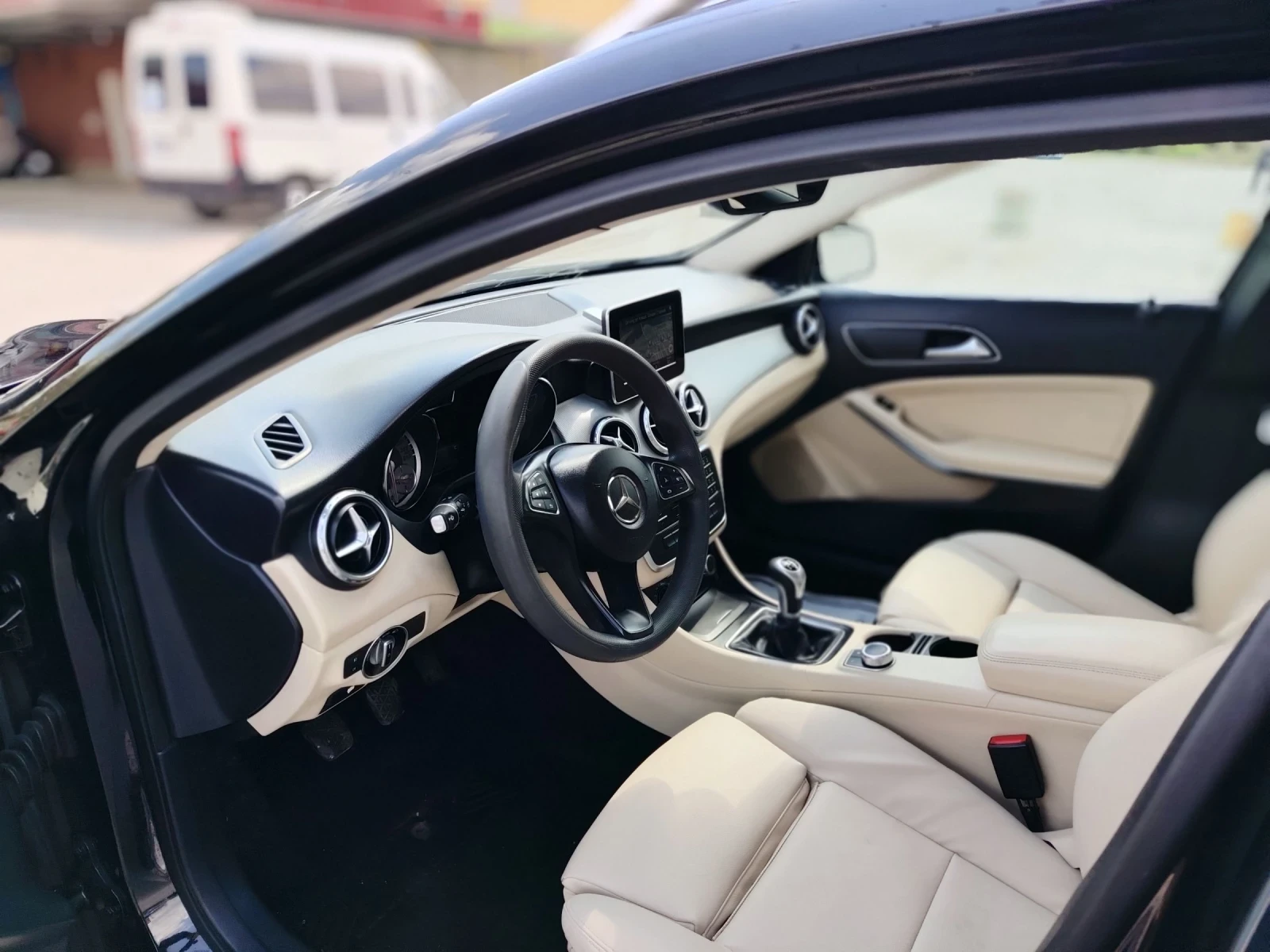 Mercedes-Benz GLA 180 1.5cdi | Mobile.bg � ����������� 11