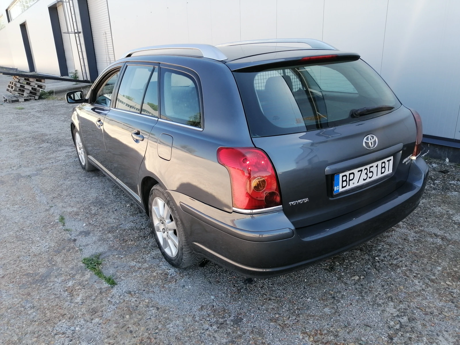Toyota Avensis Т25, снимка 10 - Автомобили и джипове - 54904094