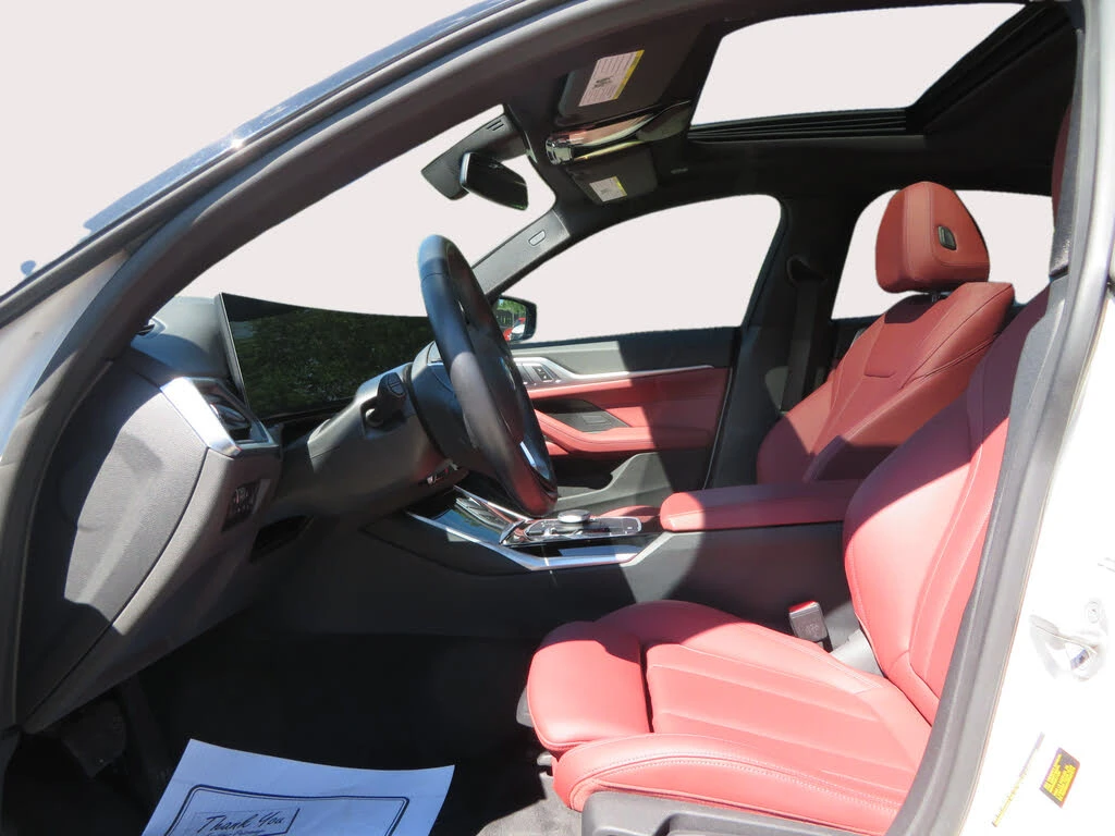BMW i4 eDrive35* GRAN* COUPE* 360КАМЕРА* LANE* ASSIST* , снимка 12 - Автомобили и джипове - 55086838