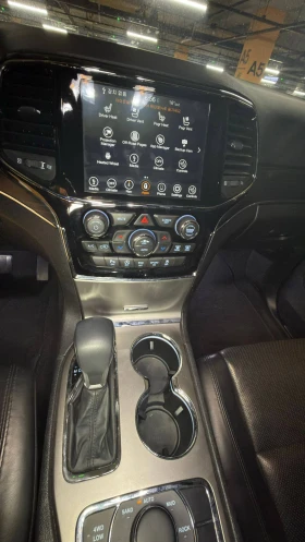 Jeep Grand cherokee 3.6 V6 Limitet WK2 Очакваме внос , снимка 17