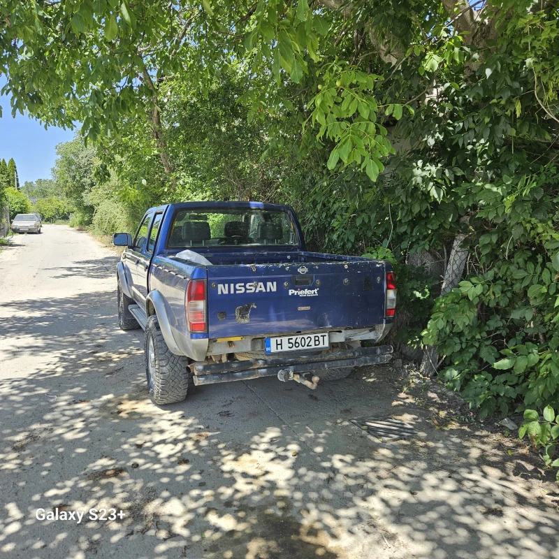 Nissan Navara, снимка 2 - Автомобили и джипове - 47169128