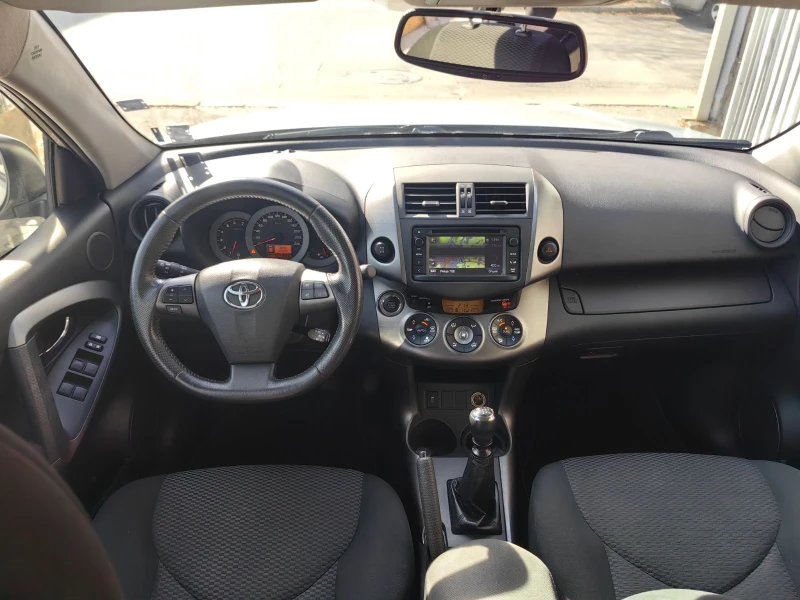 Toyota Rav4 2.2D4D-150к.с* Евро-5* Регистрирана* Навигация* , снимка 8 - Автомобили и джипове - 47691280