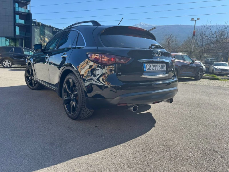 Infiniti QX70, снимка 3 - Автомобили и джипове - 49564720