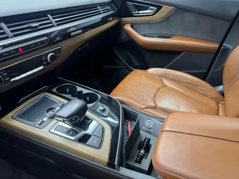 Audi Q7, снимка 5 - Автомобили и джипове - 52928215