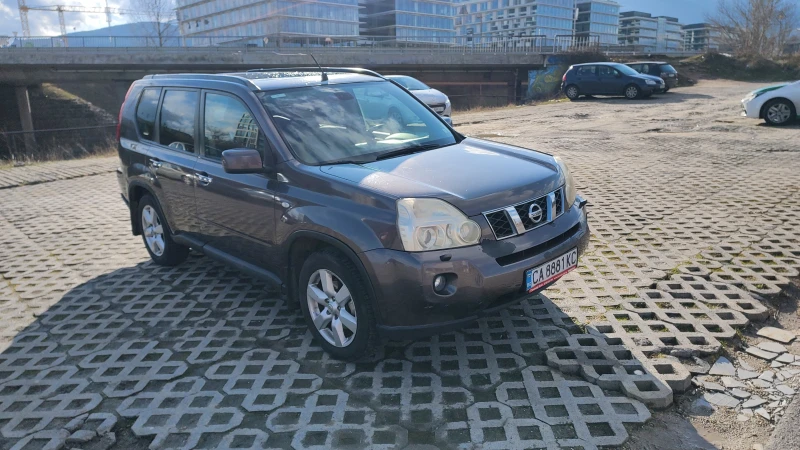 Nissan X-trail T31, снимка 8 - Автомобили и джипове - 53404723