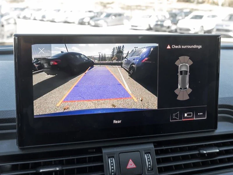 Audi Q5 Progressiv * CARFAX * АвтоКредит* (ЦЕНА ДО БГ), снимка 11 - Автомобили и джипове - 53418566