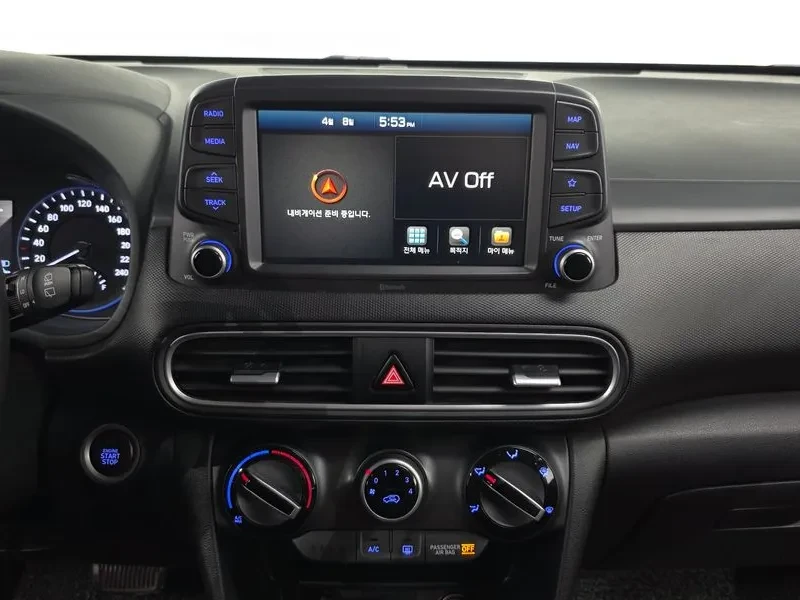 Hyundai Kona 1.6, снимка 15 - Автомобили и джипове - 54627131