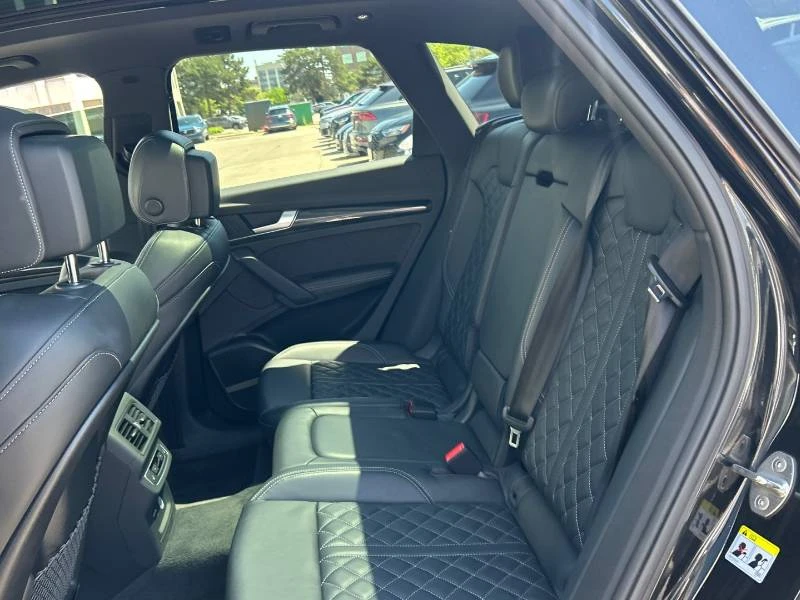 Audi SQ5 Technik 3.0 TFSI quattro | CARFAX | АВТОКРЕДИТ, снимка 15 - Автомобили и джипове - 55433092