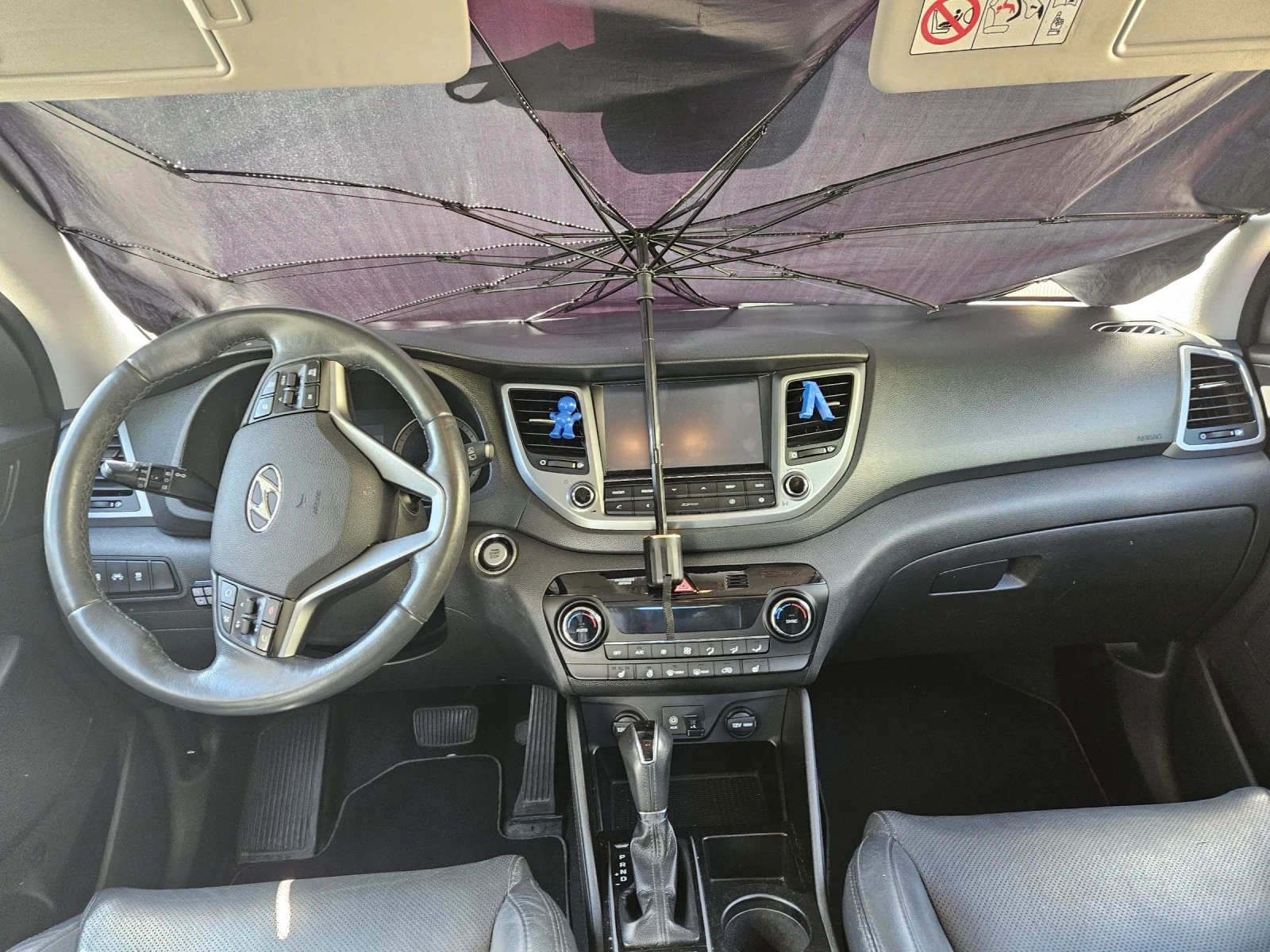Hyundai Tucson 2.0 - изображение 7