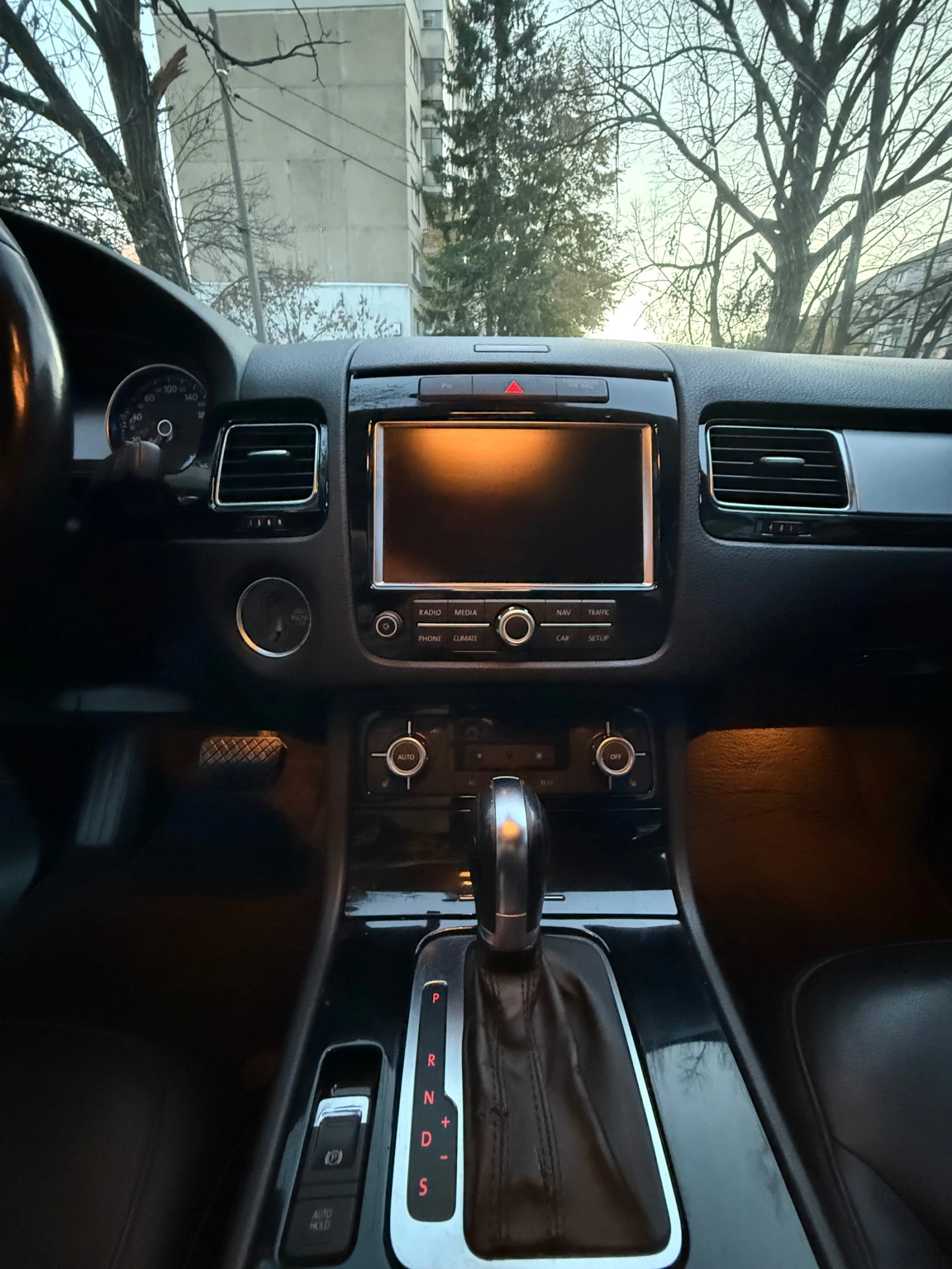 VW Touareg 3.0 TDI   | Mobile.bg   12