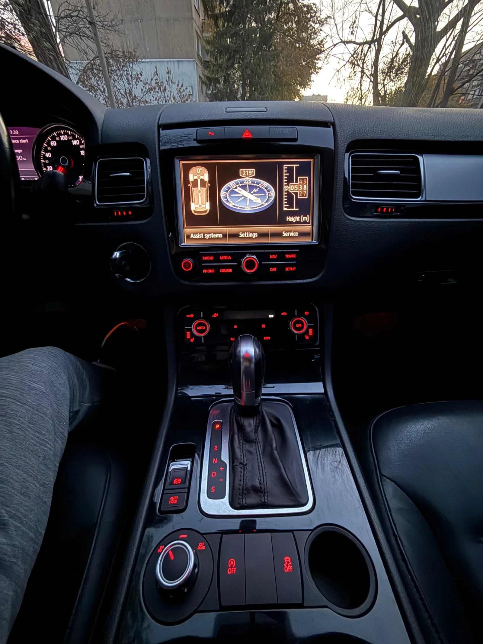 VW Touareg 3.0 TDI   | Mobile.bg   14