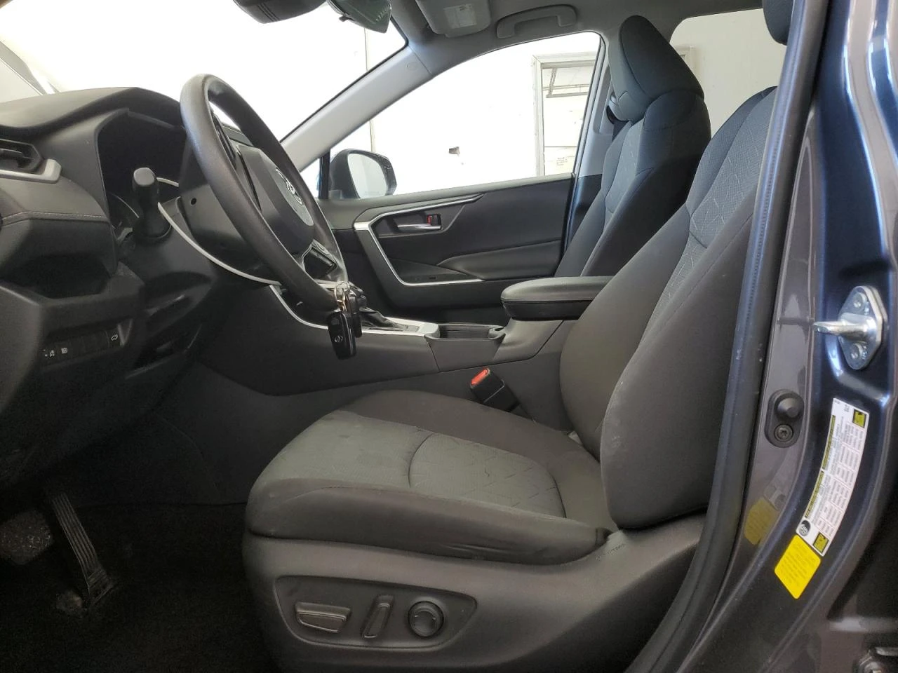 Toyota Rav4 XLE - изображение 8