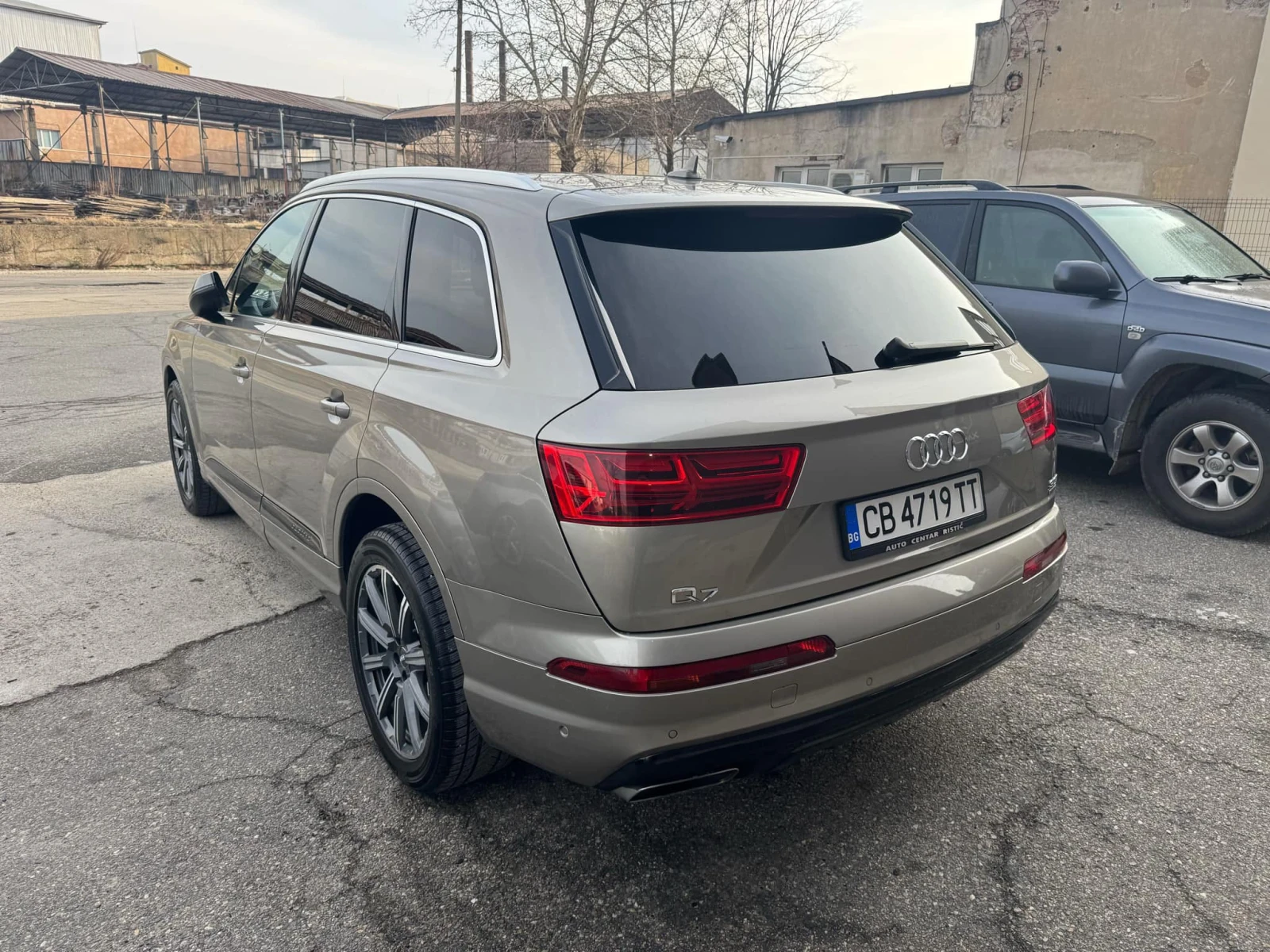 Audi Q7  - изображение 10