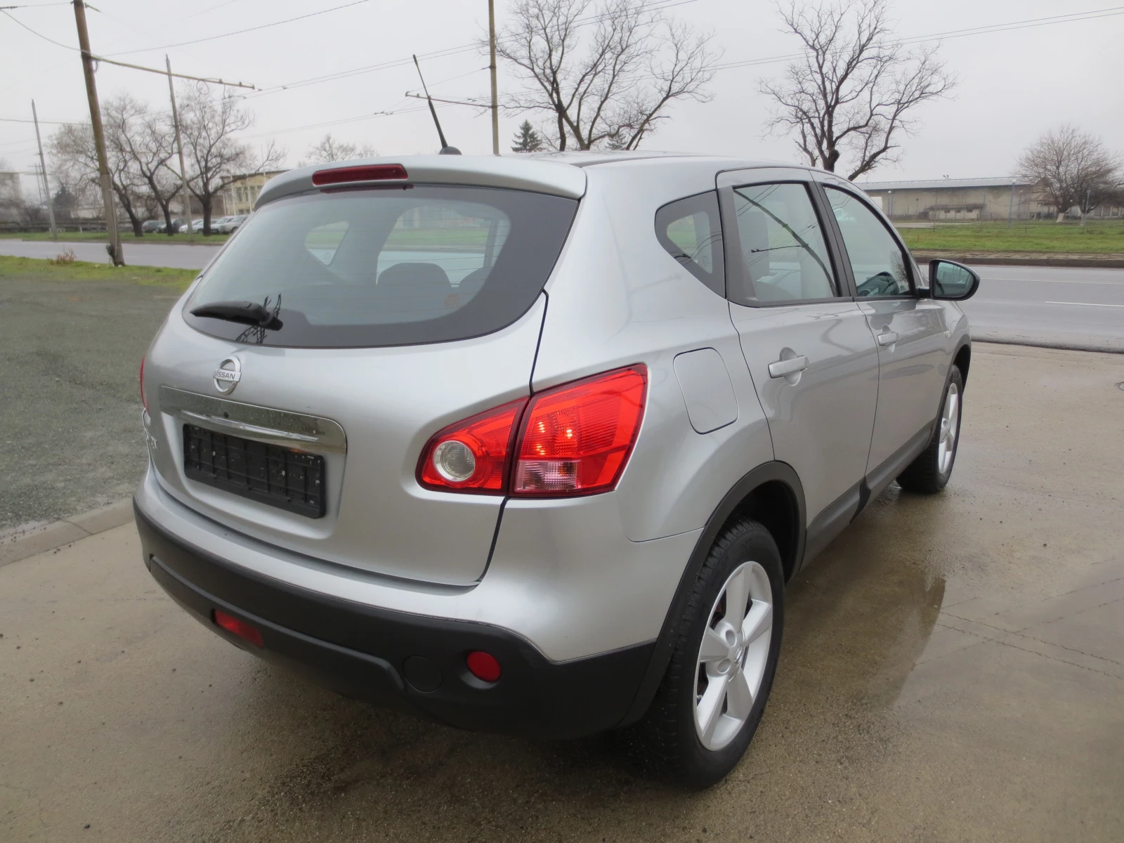 Nissan Qashqai 1.6 i  - изображение 5