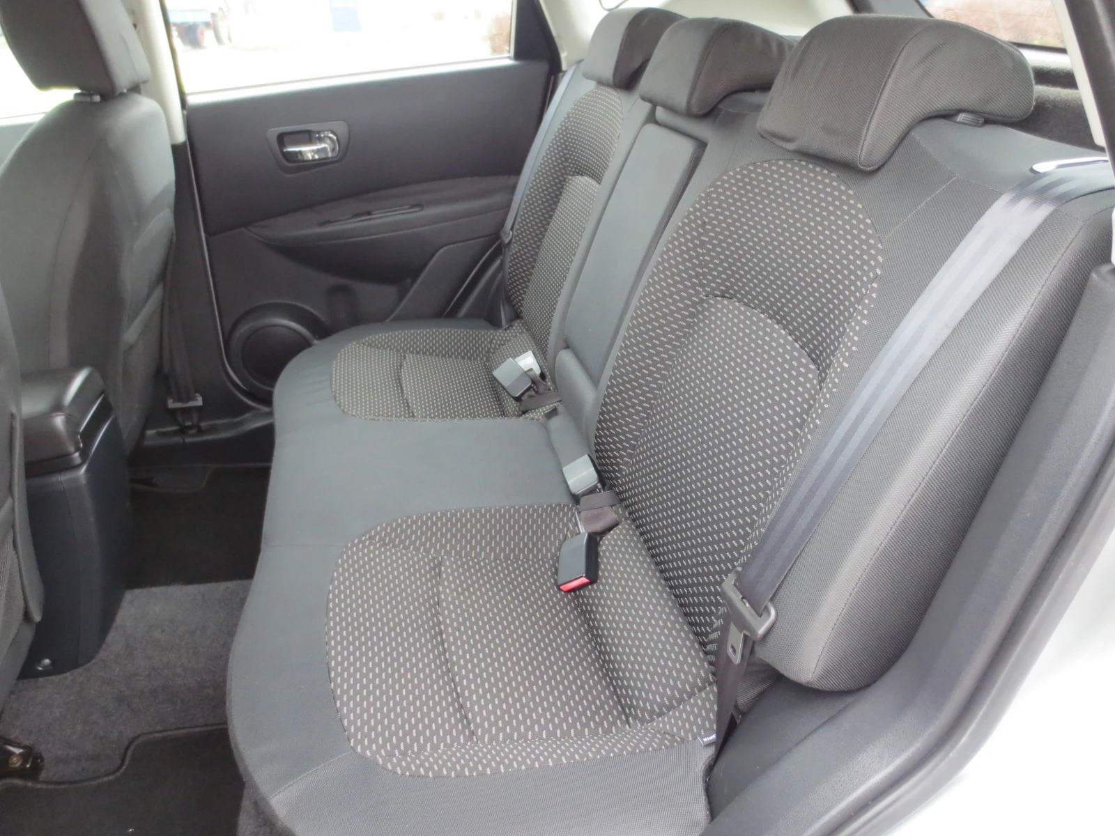 Nissan Qashqai 1.6 i  | Mobile.bg � ����������� 11