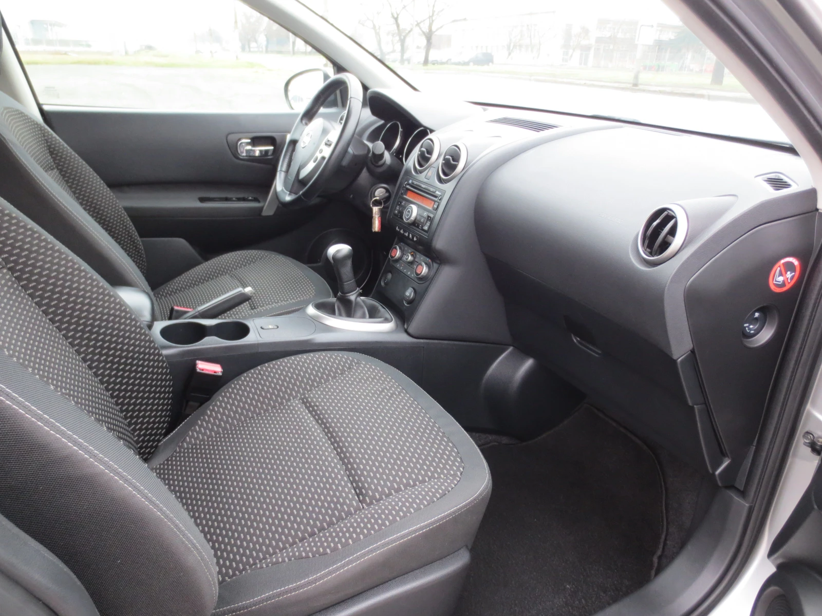 Nissan Qashqai 1.6 i  | Mobile.bg � ����������� 13